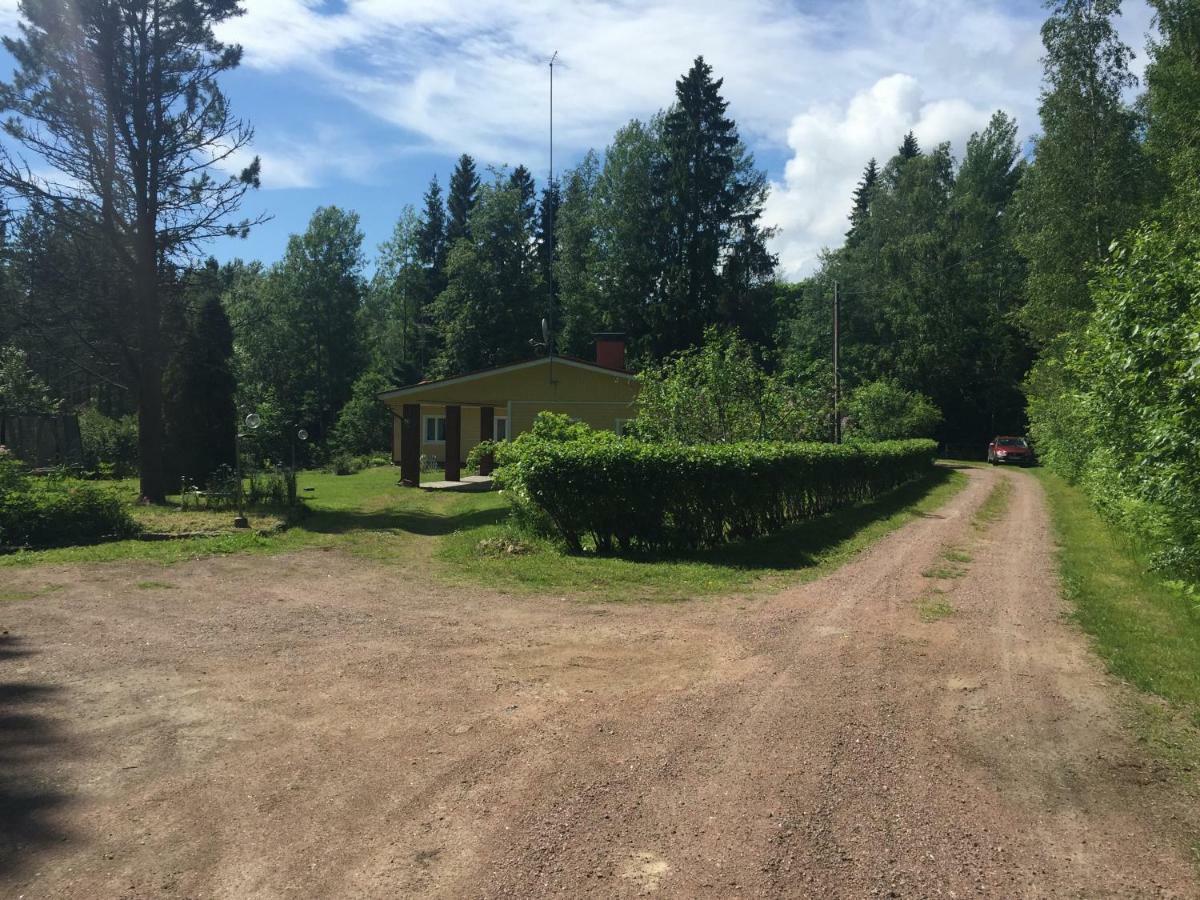 Pyhtaeae Garden Villa Pyhtaa Buitenkant foto